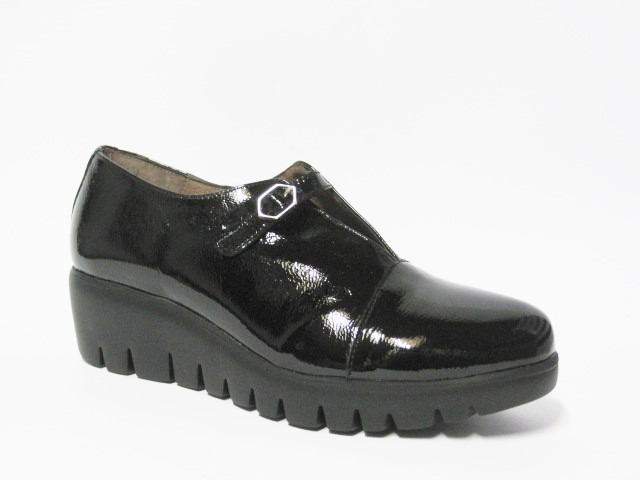 ZAPATO CUÑA WONDERS  NEGRO