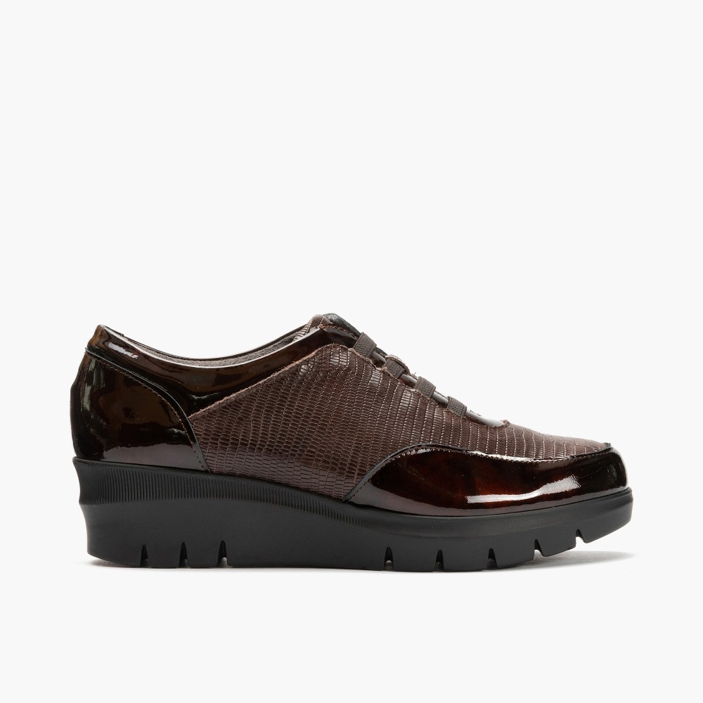 ZAPATO CUÑA ELASTICOS PITILLOS MARRON