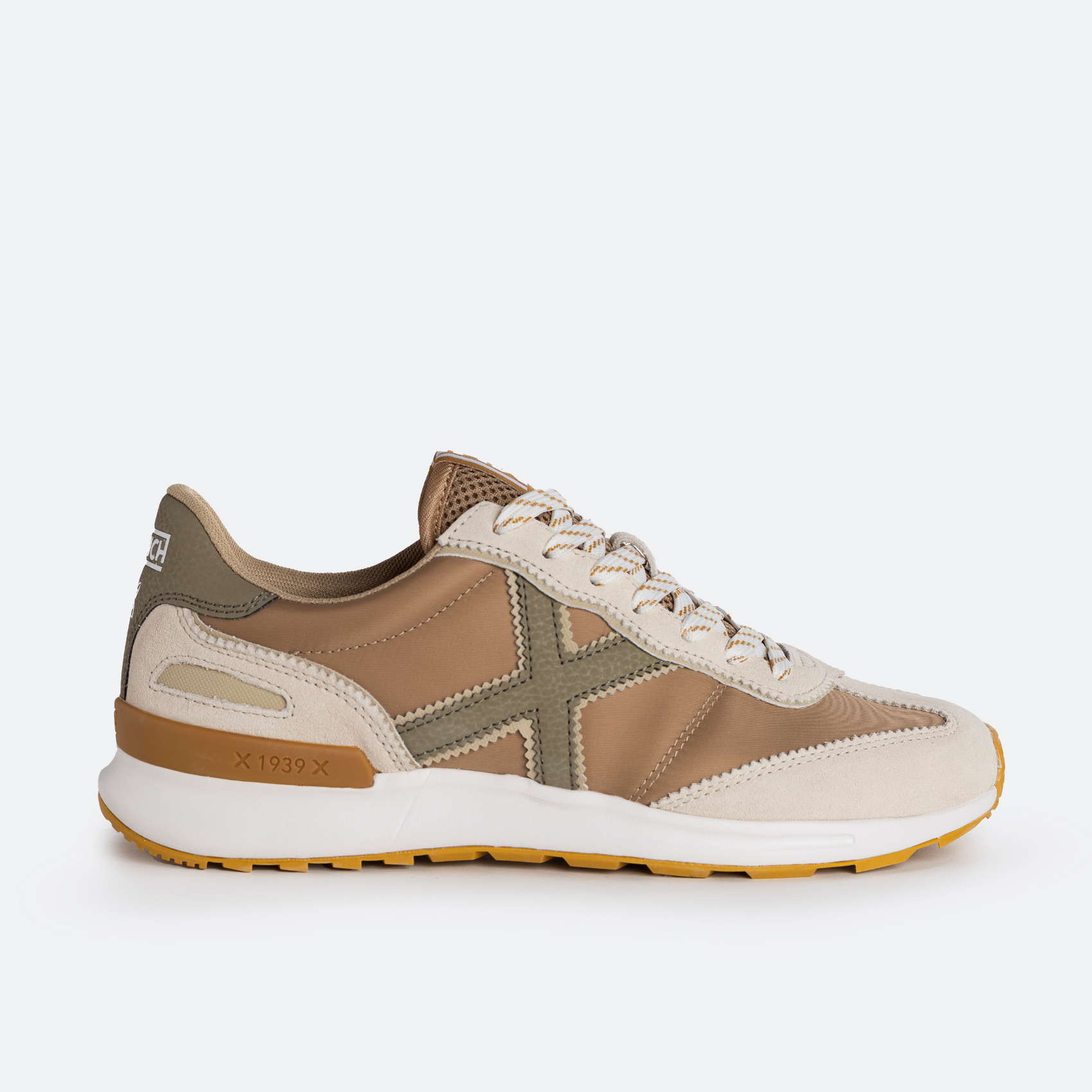 ZAPATILLA DEPORTIVA MUNICH BEIG
