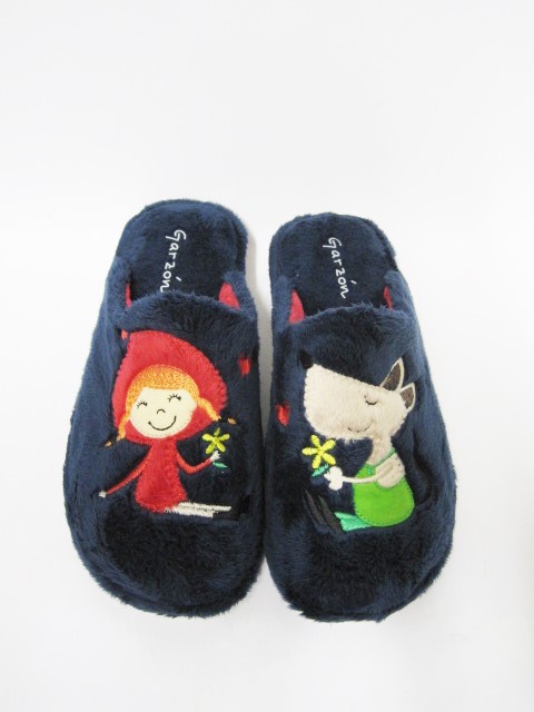 Producto ZAPATILLA DESCALZA GARZÓN CAPERUCITA Y LOBO MARINO-ROJO