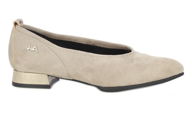 Producto SALON TACON BAJO HANNIBAL LAGUNA PICO