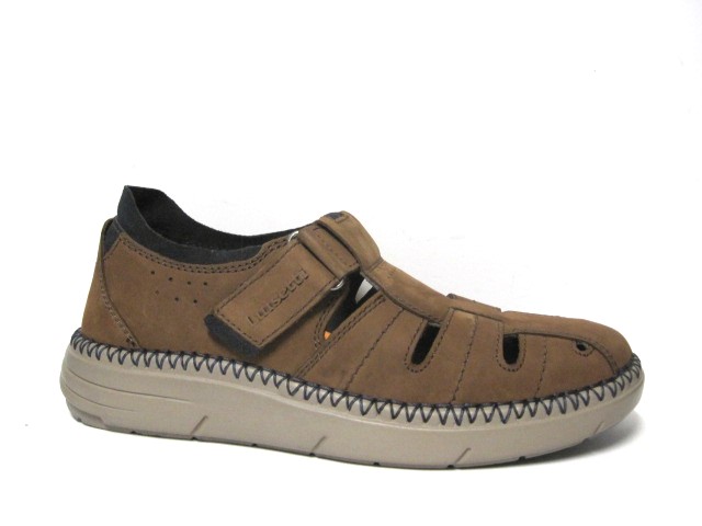 Producto SANDALIA CERRADA LUISETTI COÑAC