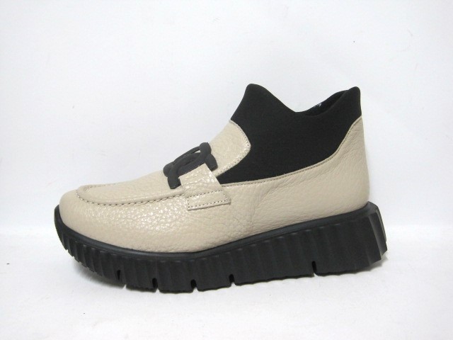 Producto BOTIN CAÑA ELASTICA COMFORT CLASS CREMA