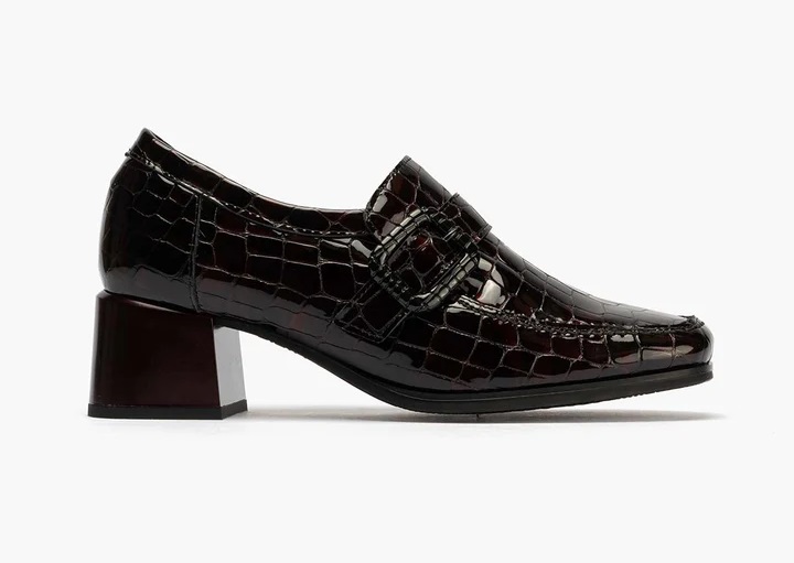 Producto ZAPATO TACON PITILLOS BURDEOS