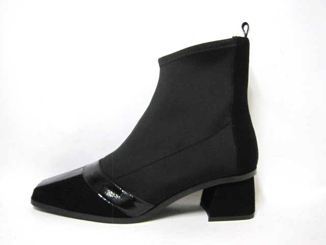 Producto BOTIN TACON BAJO DIBIA NEGRO